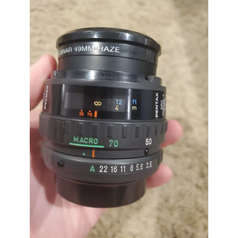 Pentax SMC F 35-70mm f/3.5-4.5 Autofocus Lens K Mount with Albinar 49mm Filter